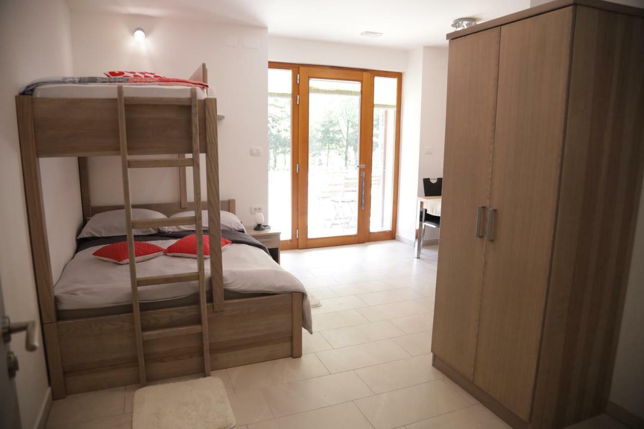 Apartments Slap Slap ob Idrijci Екстер'єр фото